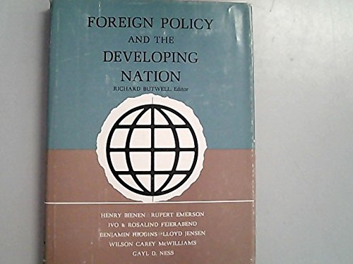 Imagen de archivo de Foreign policy and the developing nation a la venta por Lexington Books Inc