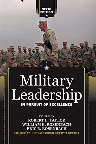 Imagen de archivo de Military Leadership: In Pursuit of Excellence a la venta por Goodwill of Colorado