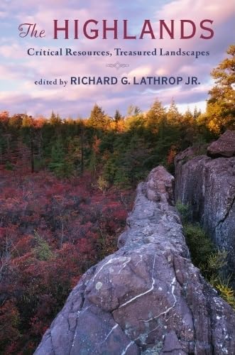 Imagen de archivo de The Highlands: Critical Resources, Treasured Landscapes a la venta por ThriftBooks-Dallas