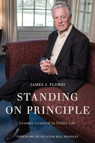 Beispielbild fr Standing on Principle: Lessons Learned in Public Life zum Verkauf von Your Online Bookstore