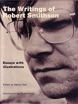 9780814733943: Writings of Robert Smithson: Essays with Illustrations