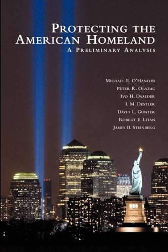 Imagen de archivo de Protecting the American Homeland : A Preliminary Analysis a la venta por Better World Books