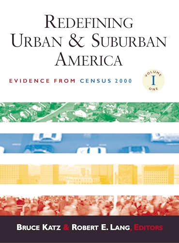 9780815748595: Redefining Urban and Suburban America: Evidence from Census 2000