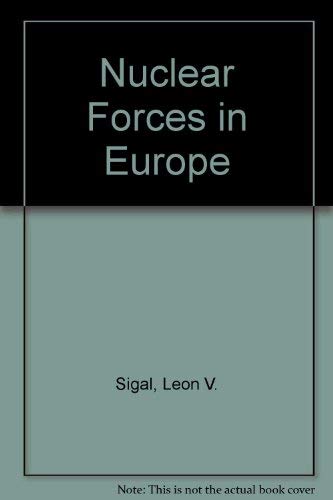 9780815779032: Nuclear Forces in Europe