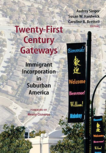 9780815779278: Twenty-First Century Gateways (James A. Johnson Metro)