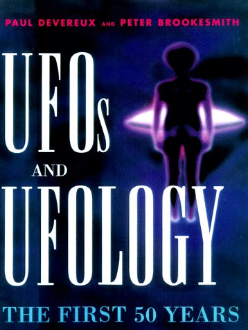9780816038008: UFO's and Ufology: The First 50 Years