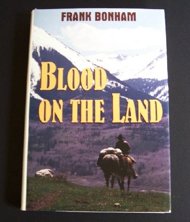 Imagen de archivo de Blood on the Land a la venta por RiLaoghaire