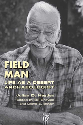 Imagen de archivo de Field Man Format: Paperback a la venta por INDOO