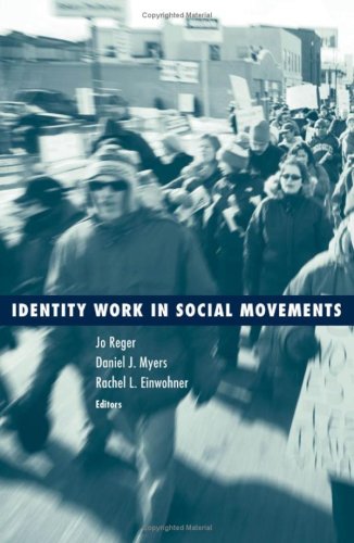 9780816651399: Identity Work in Social Movements