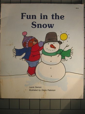 Beispielbild fr Fun in the Snow (Giant First-Start Reader) zum Verkauf von Wonder Book