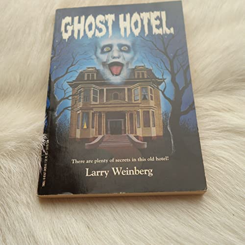 Beispielbild fr Ghost Hotel zum Verkauf von Gulf Coast Books