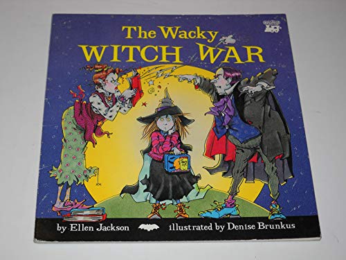 Beispielbild fr Wacky Witch War - Pbk (Trade) zum Verkauf von ThriftBooks-Dallas