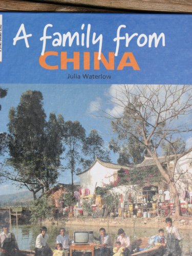 Imagen de archivo de A Family from China (Families Around the World) a la venta por Wonder Book
