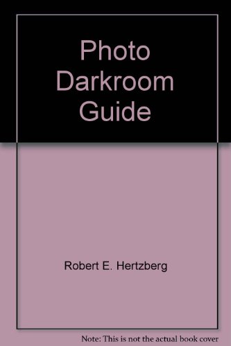Beispielbild fr Photo Darkroom Guide zum Verkauf von Wonder Book