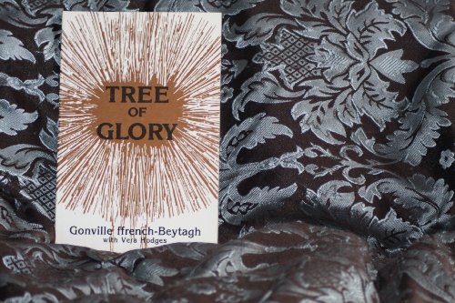 Stock image for Tree of glory for sale by Wonder Book