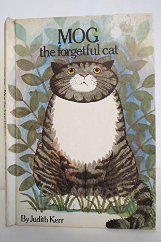 Beispielbild fr Mog, the forgetful cat zum Verkauf von Wonder Book