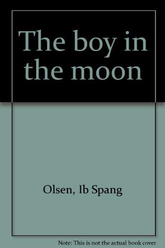 9780819307330: The boy in the moon