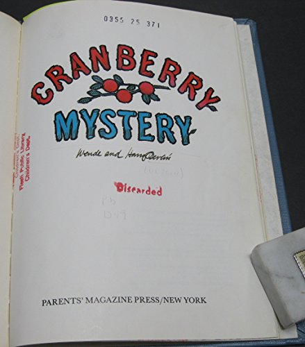 Cranberry Mystery (9780819309723) by Wende Derlin; Harry Devlin