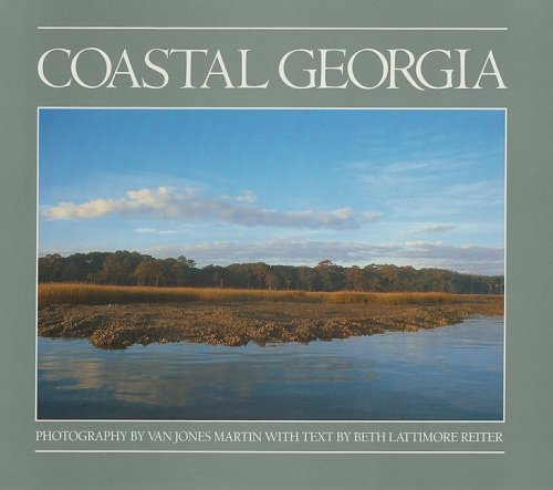 Beispielbild fr Coastal Georgia zum Verkauf von ThriftBooks-Dallas