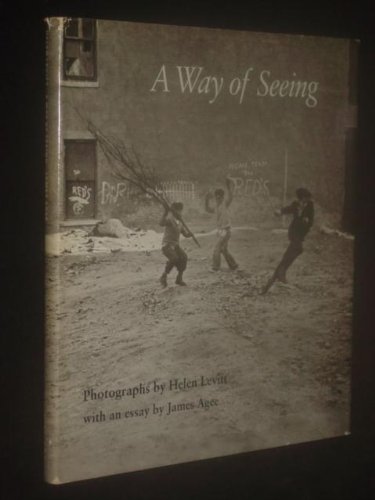 Imagen de archivo de Helen Levitt: A Way of Seeing a la venta por Mullen Books, ABAA