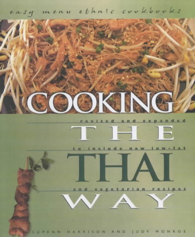 9780822506089: Cooking the Thai Way (Easy Menu Ethnic Cookbooks)