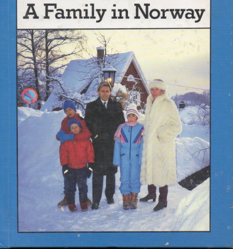 Imagen de archivo de A Family in Norway a la venta por Sleepy Hollow Books