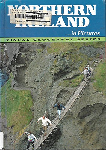 Stock image for Northern Ireland in Pictures for sale by ThriftBooks-Atlanta