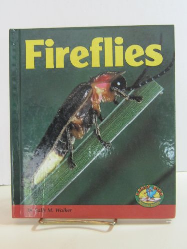 Beispielbild fr Fireflies (Early Bird Nature) (Early Bird Nature Books) zum Verkauf von SecondSale