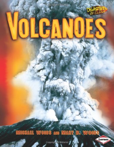 Imagen de archivo de Volcanoes a la venta por Better World Books