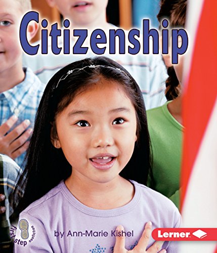 Beispielbild fr Citizenship (First Step Nonfiction  Government) zum Verkauf von BooksRun