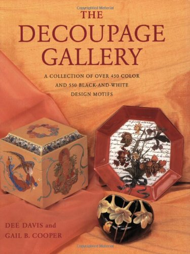 Imagen de archivo de The Decoupage Gallery : A Collection of over 450 Color and 550 Black-and-White Design Motifs a la venta por Better World Books
