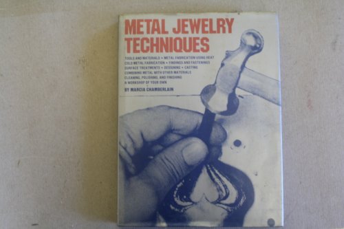9780823030361: Metal jewelry techniques