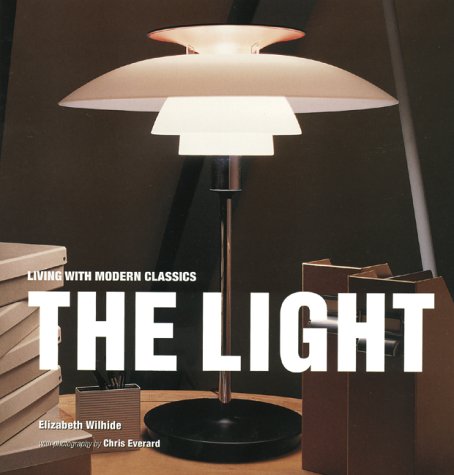 Imagen de archivo de Living with Modern Classics : The Light a la venta por Better World Books: West