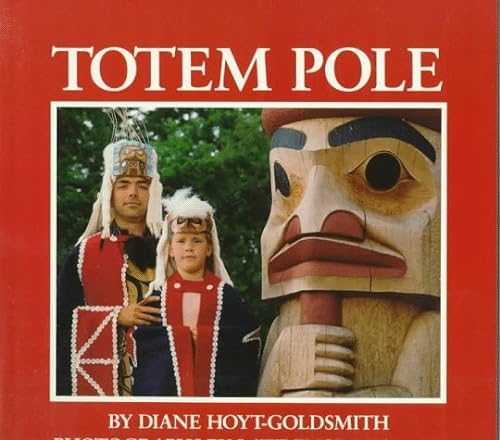 Imagen de archivo de Totem Pole a la venta por Better World Books