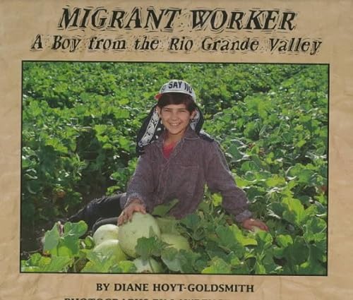 9780823412259: Migrant Worker