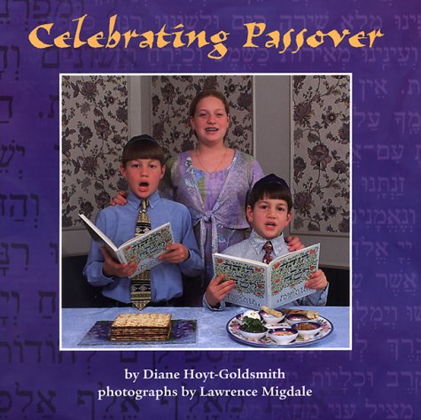 Beispielbild fr Celebrating Passover zum Verkauf von Wonder Book