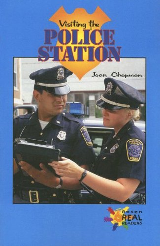 Stock image for Visiting the Police Station (Real Readers - Upper Emergent) for sale by medimops