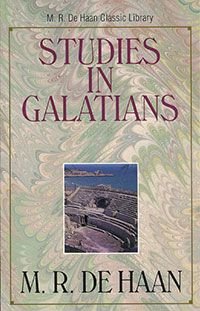 Beispielbild fr Studies in Galatians (M. R. de Haan Classic Library) zum Verkauf von medimops