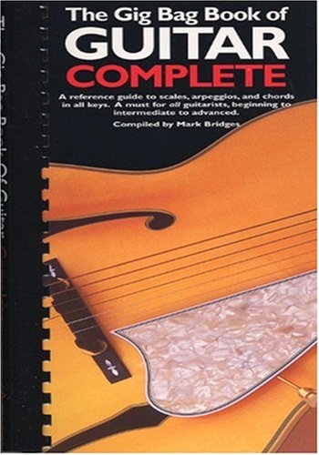 Imagen de archivo de The Gig Bag Book Of Guitar Complete a la venta por HPB-Emerald