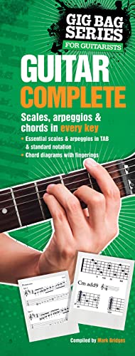 9780825636929: The Gig Bag Book of Guitar Complete (Gig Bag Series for Guitarists)