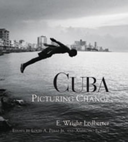 Stock image for Cuba: Picturing Change for sale by Lakeside Books