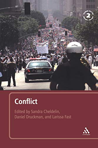 9780826495716: Conflict: 2nd Edition: From Analysis to Intervention