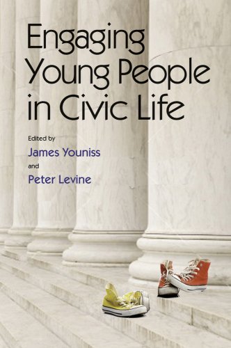 Beispielbild für Engaging Young People in Civic Life zum Verkauf von The Maryland Book Bank
