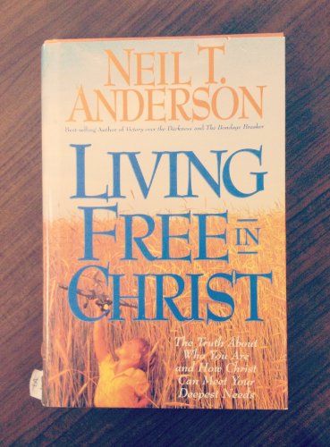 Beispielbild fr Living free in Christ zum Verkauf von Books of the Smoky Mountains