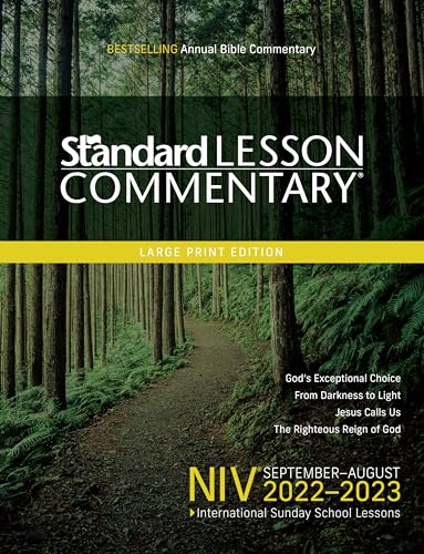 Stock image for NIV? Standard Lesson Commentary? Large Print Edition 2022-2023 for sale by SecondSale