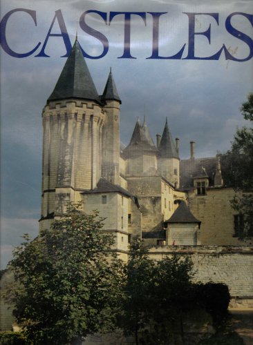 Beispielbild fr Castles zum Verkauf von ThriftBooks-Dallas