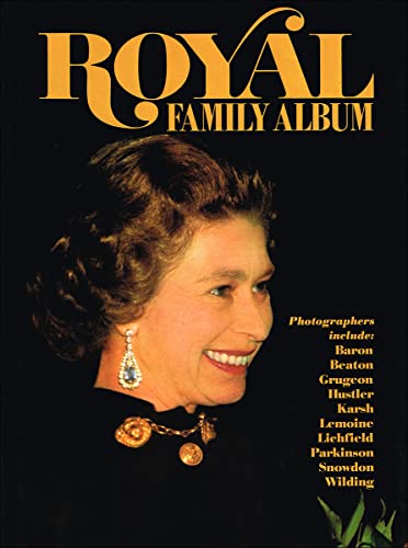 Beispielbild fr The Royal Family Album zum Verkauf von Better World Books