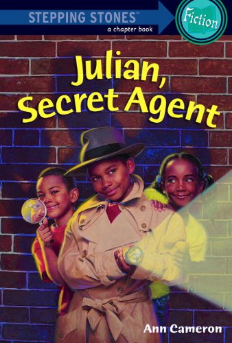 Beispielbild fr Julian, Secret Agent zum Verkauf von Better World Books