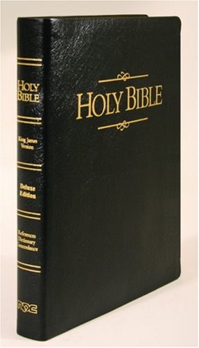 Beispielbild fr Holy Bible, Giant Print Deluxe Edition zum Verkauf von Hawking Books