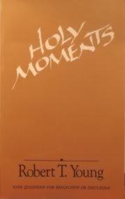 Beispielbild fr Holy Moments zum Verkauf von Wonder Book